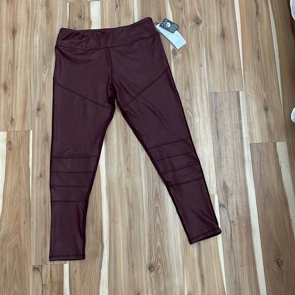 X by Gottex Studio Rachel Ankle Length Side Pocket Legging/Yoga Pants